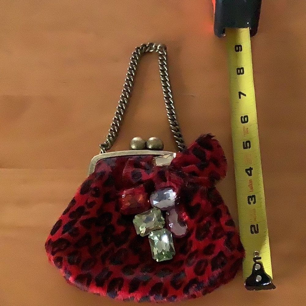 EUC vintage Betsey Johnson little Clutch